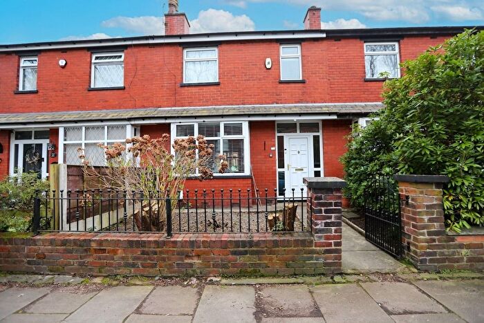 3 Bedroom Terraced House For Sale In Nipper Lane, Whitefield, M45