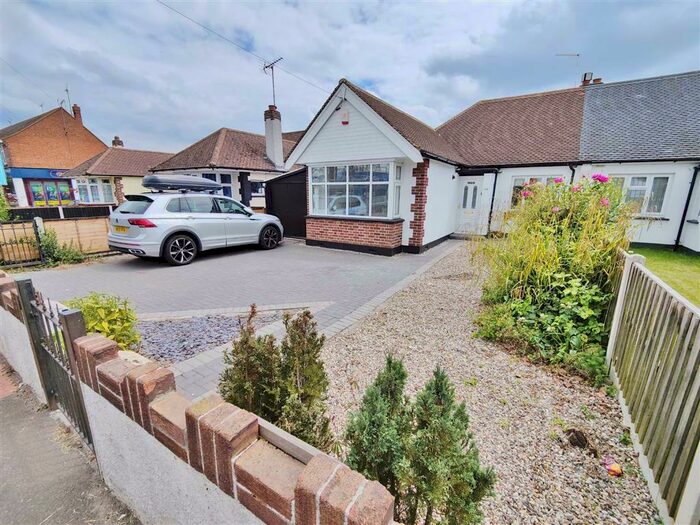 2 Bedroom Semi-Detached Bungalow To Rent In Eastwood Road North, Leigh On Sea, Essex, SS9