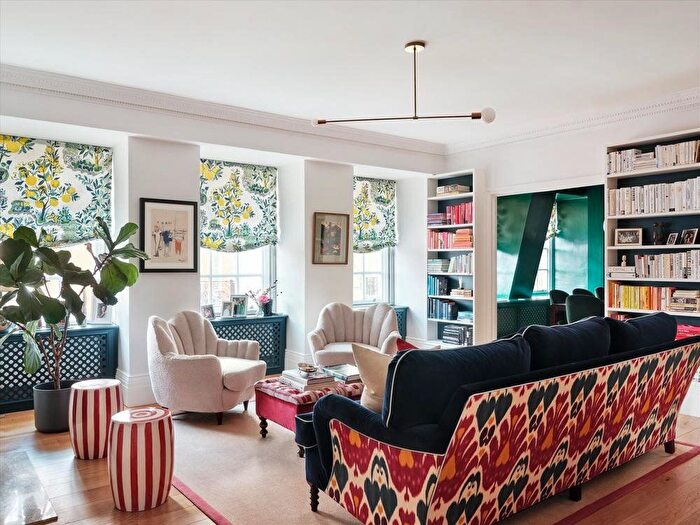 3 Bedroom Flat To Rent In Claridge House, Davies Street, W1K