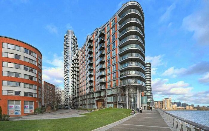 Studio To Rent In Ontario Tower, Fairmount Avenue, Blackwall, Canary Wharf, London, E14