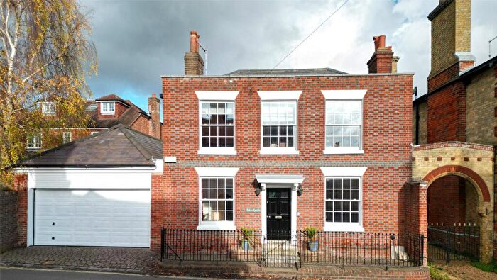 5 Bedroom Detached House For Sale In High Street, Hamble, Southampton, Hampshire, SO31