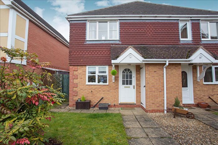 2 Bedroom Semi-Detached House To Rent In Ryefield, Langtoft, PE6