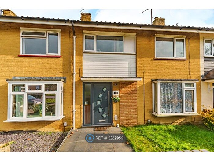 3 Bedroom Terraced House To Rent In Brighton Road, Crawley, RH10