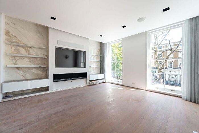 5 Bedroom Property To Rent In Kildare Gardens, Westbourne Grove, London, W2