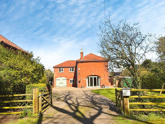 4 Bedroom Detached House For Sale In Church Lane, Broxholme, LN1