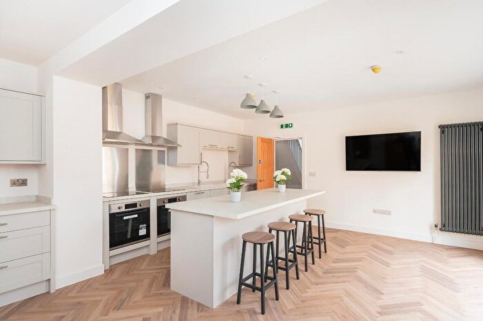 1 Bedroom Property To Rent In Bath Street, Staple Hill, BS16