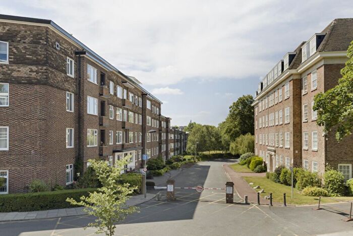 5 Bedroom Flat For Sale In Avenue Close, St John's Wood, London, , United Kingdom, NW8