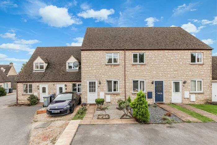 2 Bedroom Terraced House To Rent In Aldsworth Court, Witney, OX28