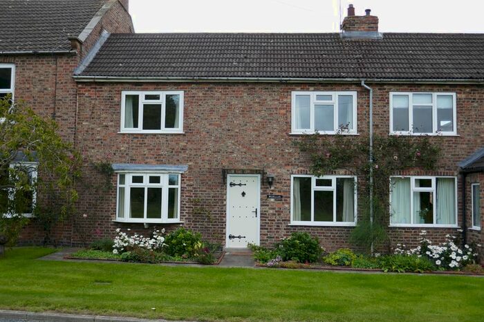 3 Bedroom Cottage To Rent In Sheriff Hutton, York, YO60