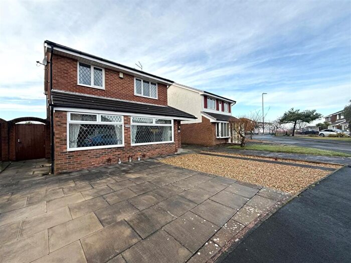 4 Bedroom Detached House For Sale In Frobisher Drive, Lytham St. Annes, FY8