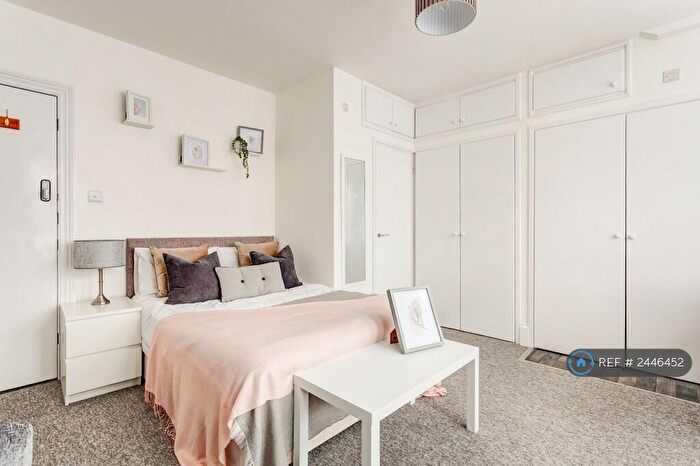 Studio To Rent In Elms Avenue, Eastbourne, BN21