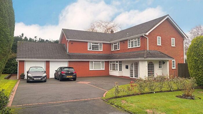 5 Bedroom Detached House For Sale In Vercourt, Little Aston, Sutton Coldfield, B74
