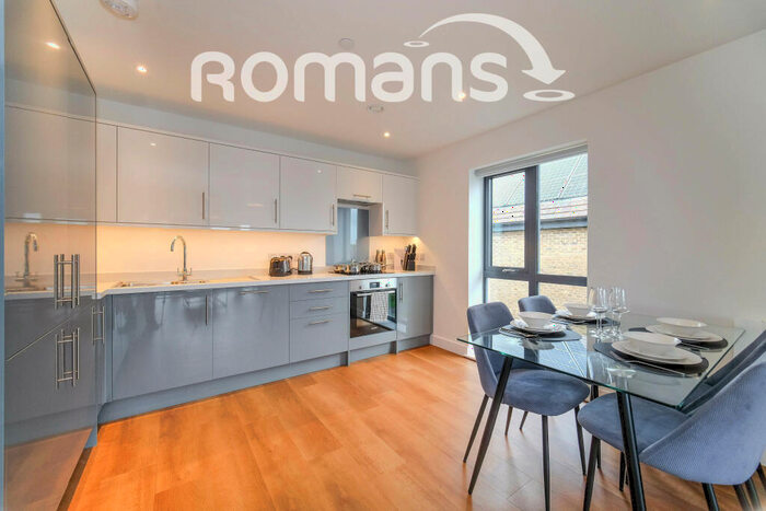 2 Bedroom Apartment To Rent In Millard Place, RG2