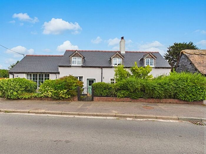 4 Bedroom Detached House For Sale In Leebotwood, Church Stretton, Shropshire, SY6