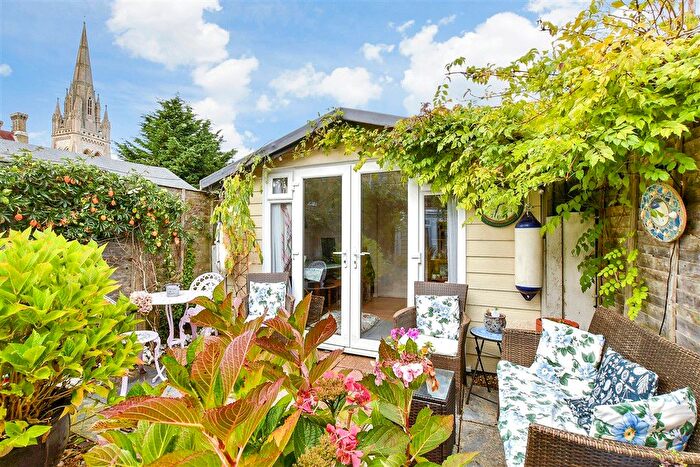 3 Bedroom Terraced House For Sale In Green Street, Ryde, Isle Of Wight, PO33