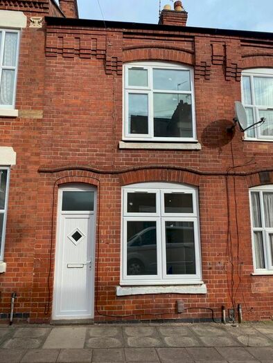 3 Bedroom Terraced House To Rent In Roslyn Street, Leicester, LE2