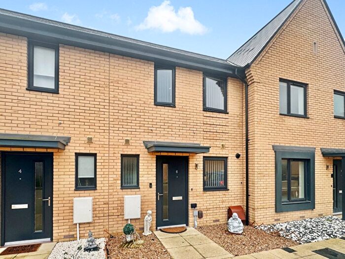 2 Bedroom Terraced House For Sale In Moggridge Close, Folkestone, Kent, CT20