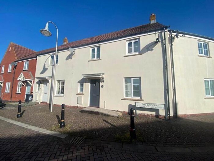 3 Bedroom House To Rent In The Badgers, St Georges, Weston-super-Mare, BS22