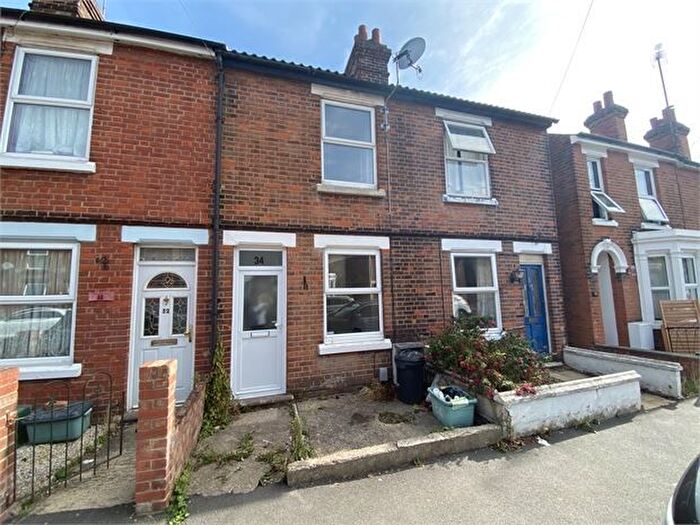 3 Bedroom Terraced House To Rent In Barrington Road, Colchester, Essex., CO2