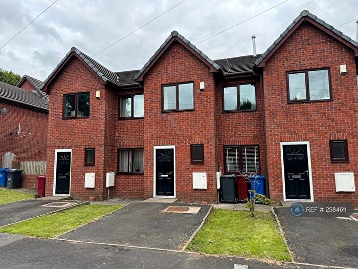 3 Bedroom Terraced House To Rent In Grafton Street, Blackburn, BB2