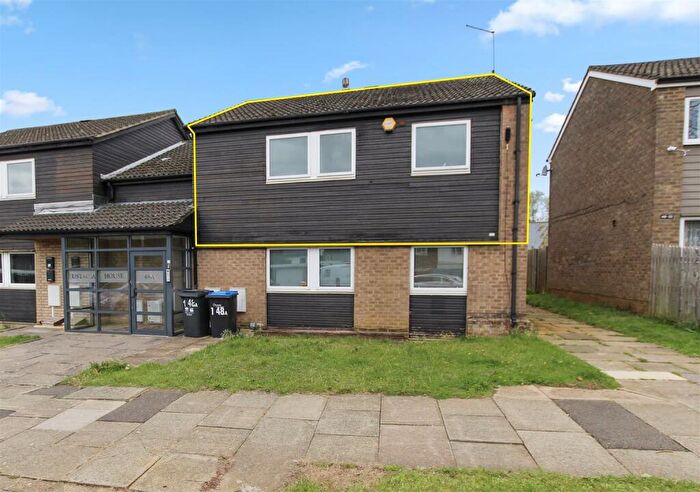 2 Bedroom Flat To Rent In Waterpump Court, Northampton, NN3