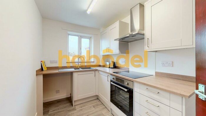 1 Bedroom Flat To Rent In Love Road, Lowestoft, NR32