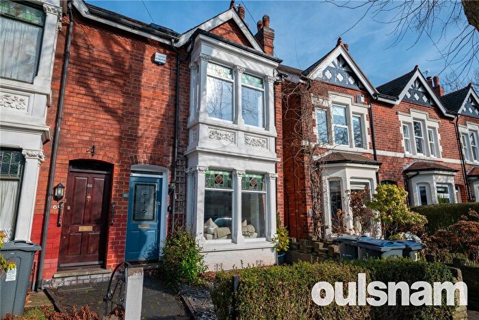 4 Bedroom Semi-Detached House To Rent In Sir Johns Road, Selly Park, Birmingham, West Midlands, B29