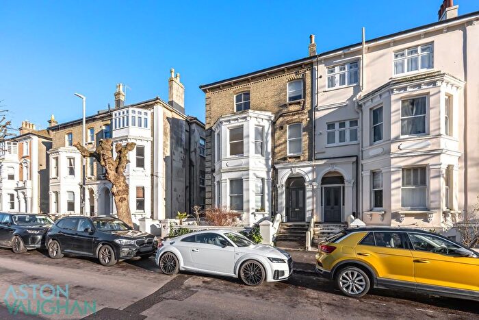 1 Bedroom Flat To Rent In Wilbury Road, Hove, BN3