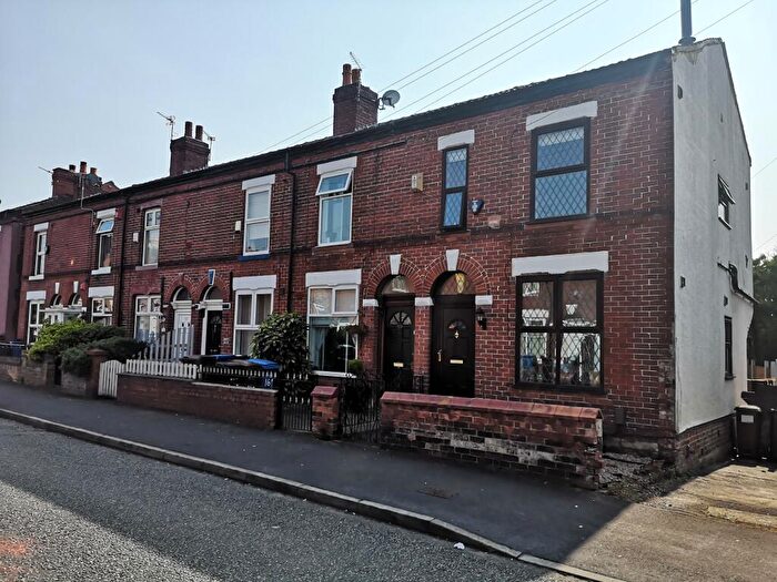 2 Bedroom House To Rent In Old Chapel Street; Edgeley;, SK3