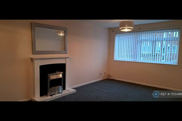 2 Bedroom Flat To Rent In Wood Court, Coventry, CV2