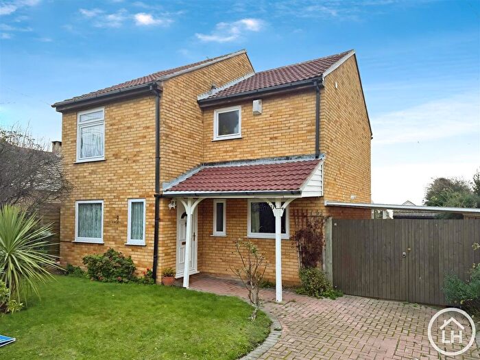 4 Bedroom Detached House For Sale In Southsea Avenue, Minster On Sea, Sheerness, ME12