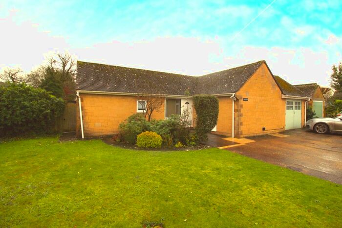 3 Bedroom Detached Bungalow To Rent In Park Place, Ashton Keynes, Swindon, SN6