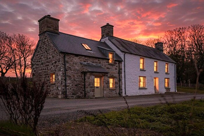 4 Bedroom Detached House For Sale In Croesgoch, Haverfordwest, SA62