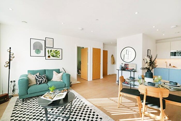 1 Bedroom Apartment To Rent In Cooper House, B5