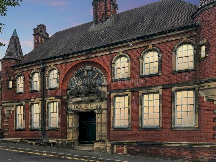 2 Bedroom Flat To Rent In Kings Court, Leonard Street, Leek, ST13