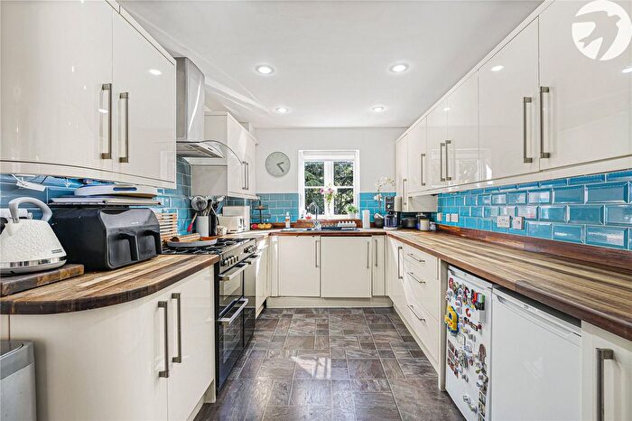 4 Bedroom End Terrace House For Sale In High Trees, Dartford, Kent, DA2