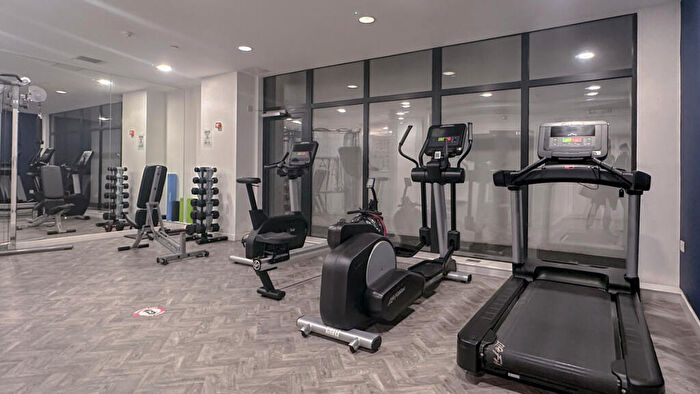 1 Bedroom Apartment To Rent In Luxe Tower, London, E1