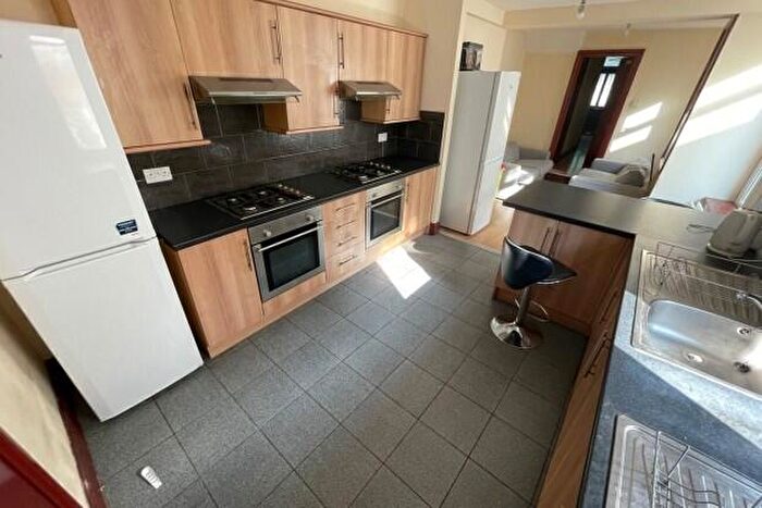 6 Bedroom Terraced House To Rent In Senghennydd Place Cardiff, CF24