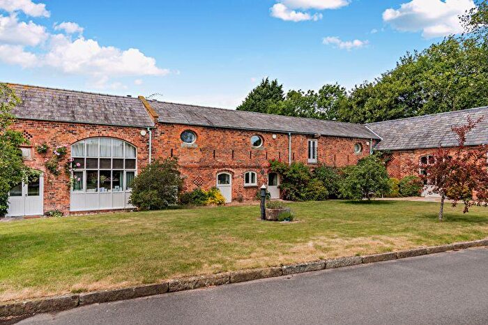 3 Bedroom Barn Conversion For Sale In Burton Hall Barns, Tarporley, CW6