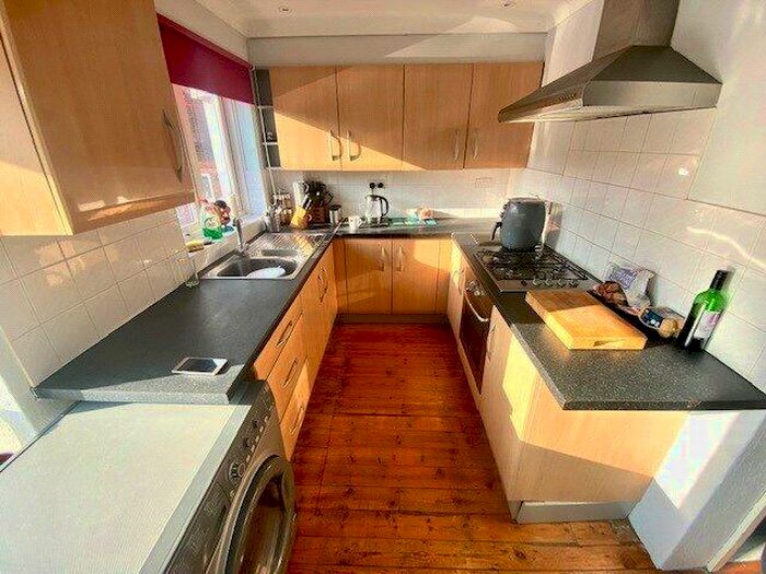 4 Bedroom Terraced House To Rent In Rectory Court, Botley, Southampton, Hampshire, SO30