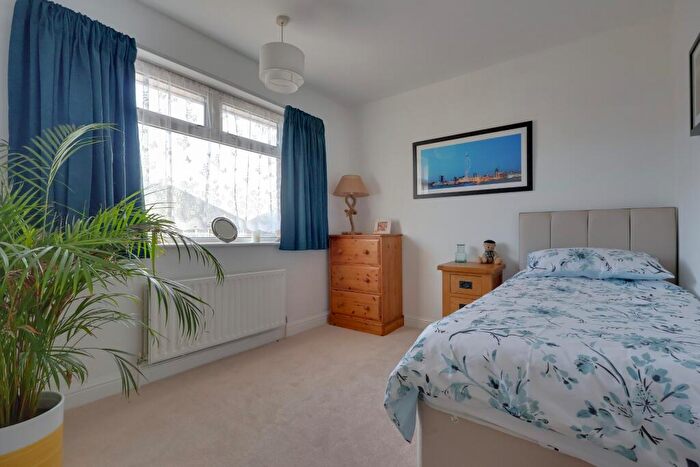 2 Bedroom Semi-Detached Bungalow For Sale In Springfield Close, Bedhampton, Havant, PO9