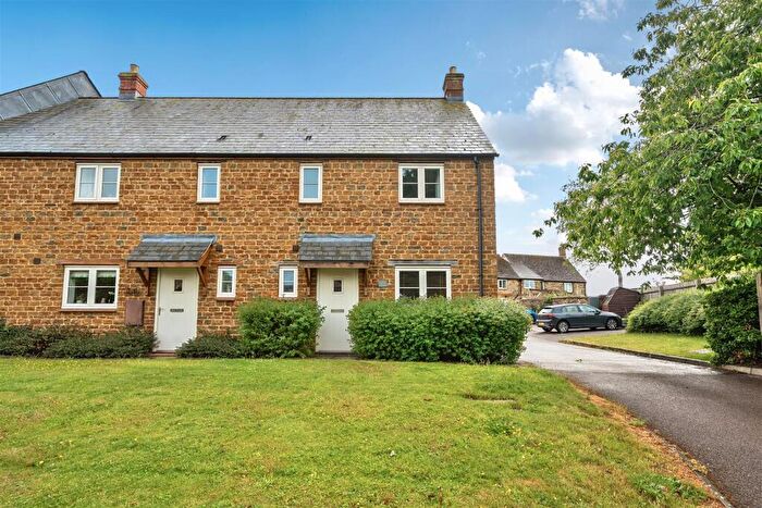 2 Bedroom Cottage For Sale In Canons Ashby Road, Moreton Pinkney, NN11
