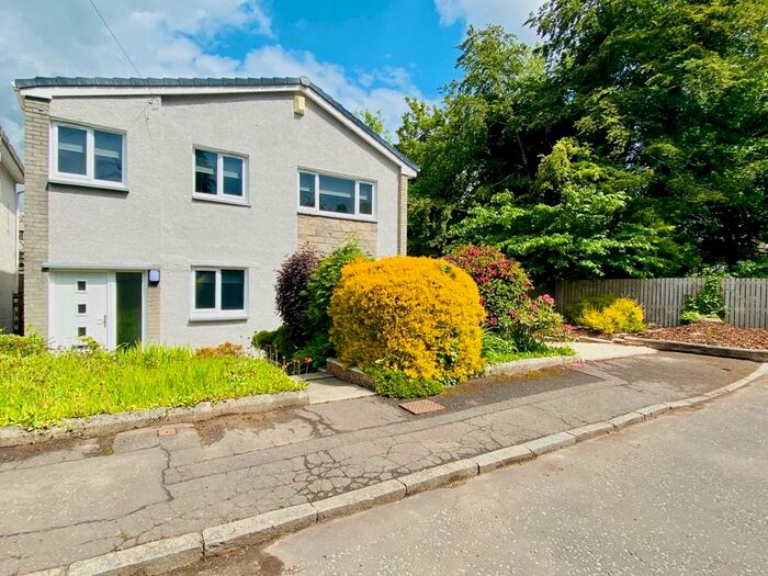 3 Bedroom Detached House To Rent In Laverock Avenue, Hamilton, Lanarkshire, ML3