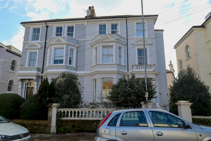 2 Bedroom Flat To Rent In Pevensey Road, St. Leonards-On-Sea, TN38
