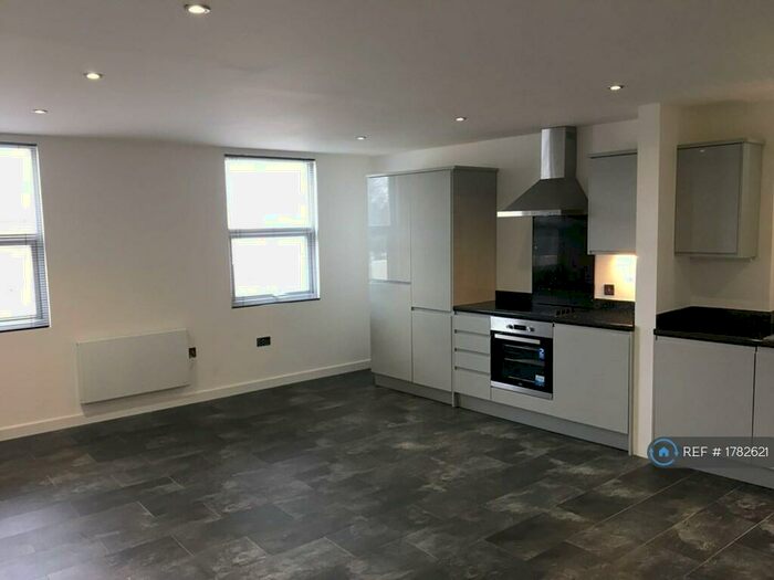 1 Bedroom Flat To Rent In Purley Way, Croydon, CR0