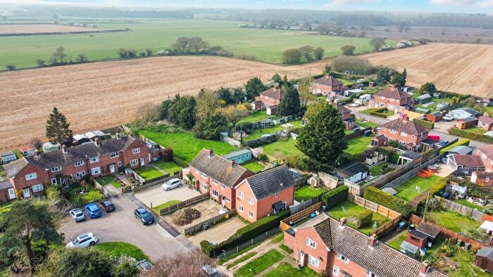 3 Bedroom Detached House For Sale In Hocket Crescent, Tunstall, Woodbridge, IP12