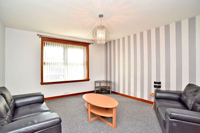 1 Bedroom Flat To Rent In Rose Street, Aberdeen, AB10