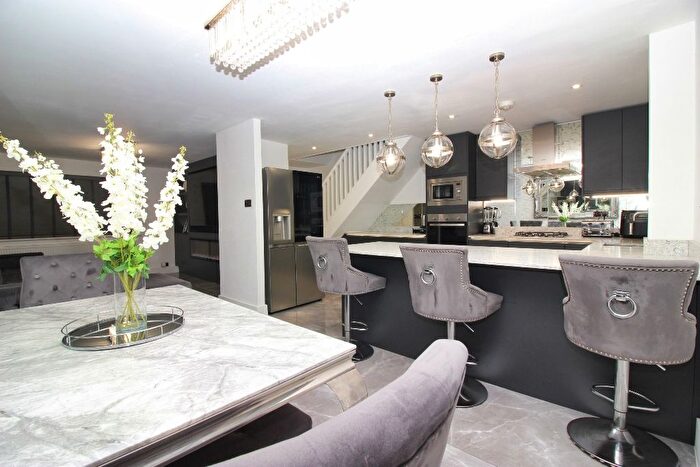3 Bedroom Terraced House For Sale In Church Road, West Kingsdown, TN15
