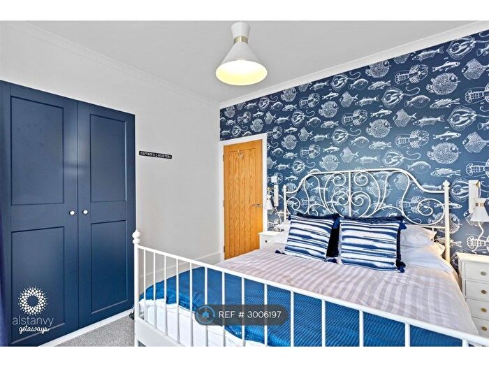 2 Bedroom Flat To Rent In South Road, Hythe, CT21