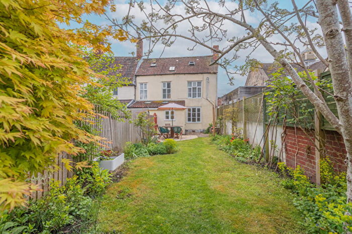 4 Bedroom Terraced House For Sale In Kingswood, Wotton-under-Edge, GL12
